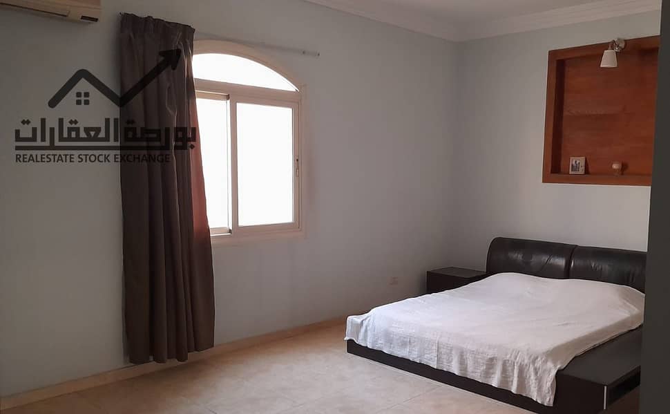 24 d63d9cf9-3b6f-473f-be25-1a647a7a15bb. jpg