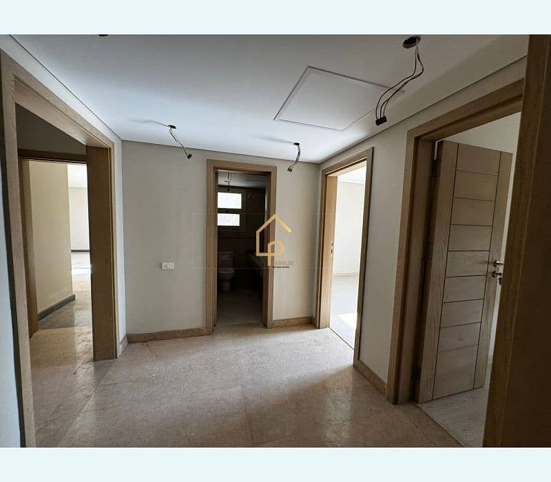 6 WhatsApp Image 2025-09-30 at 5.45. 38 PM (2). jpg