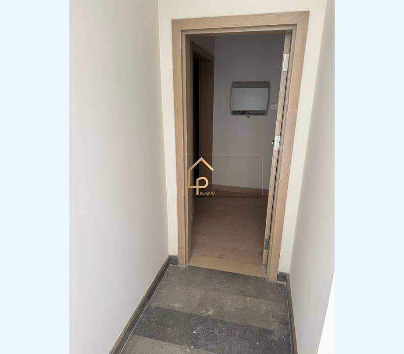 9 WhatsApp Image 2025-09-30 at 5.43. 37 PM (1). jpg