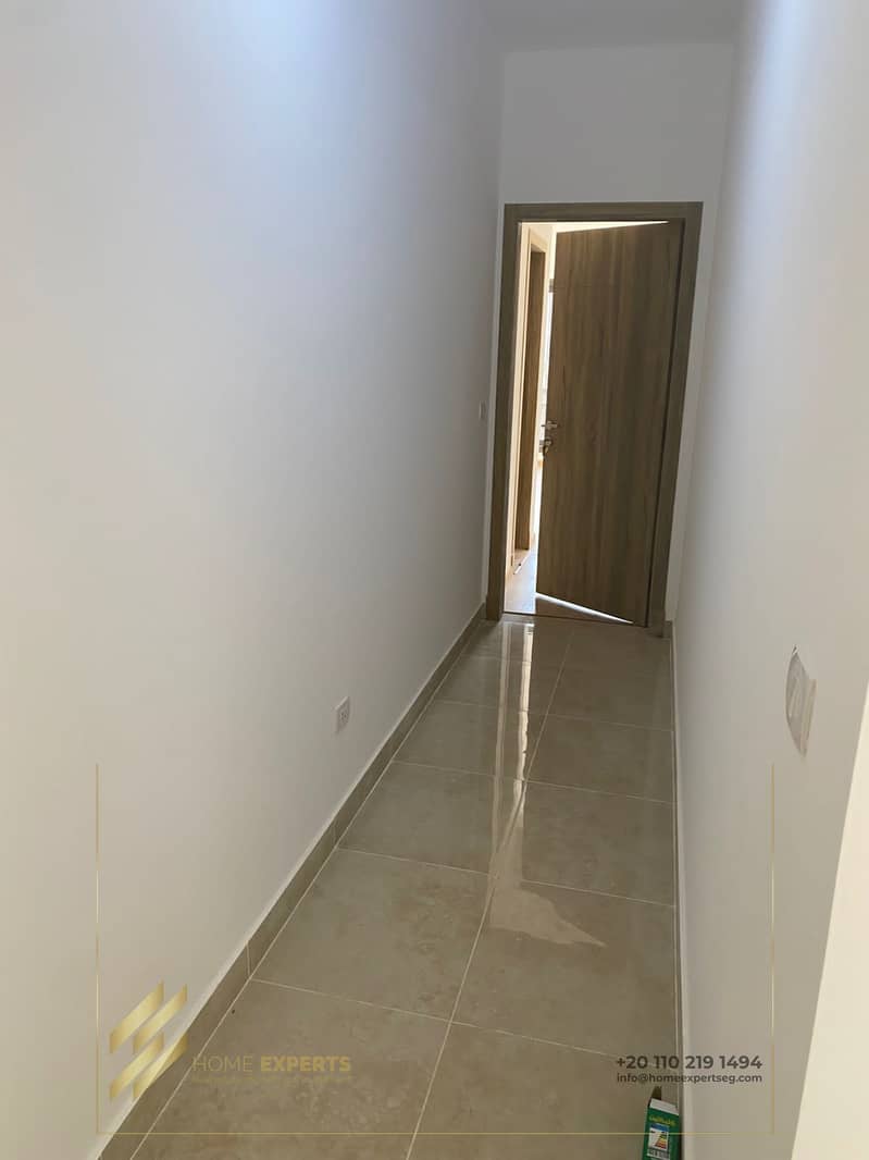 3 5df1e4a9-cea4-4003-b0d0-f0939e300c3c. jpg