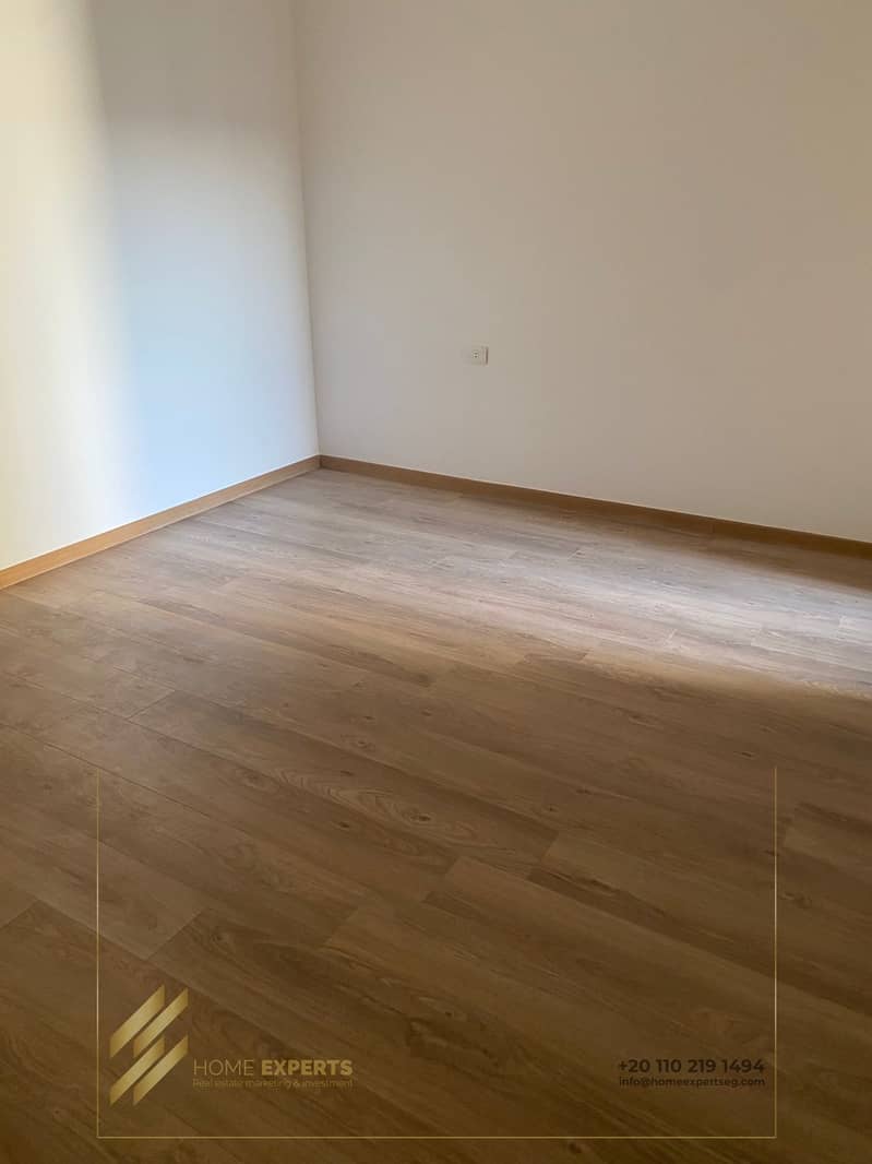 7 8f1a92ef-0aea-42ba-b5b8-2e21681a1b9e. jpg