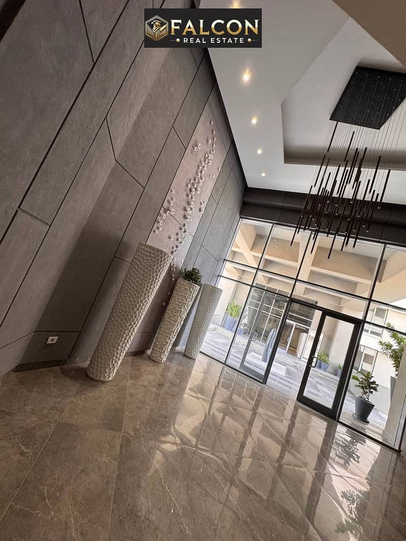 10 WhatsApp Image 2025-09-06 at 13.43. 22_36368183. jpg