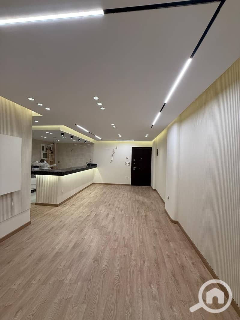 9 b7d9b5a6-f86e-4c4a-9504-5bba7eec4049. jpg