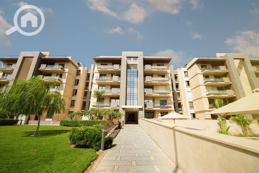 4 WhatsApp Image 2024-10-17 at 1.26. 39 AM (1). jpeg