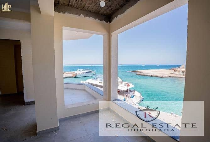 9 8094704-f2210o. jpg