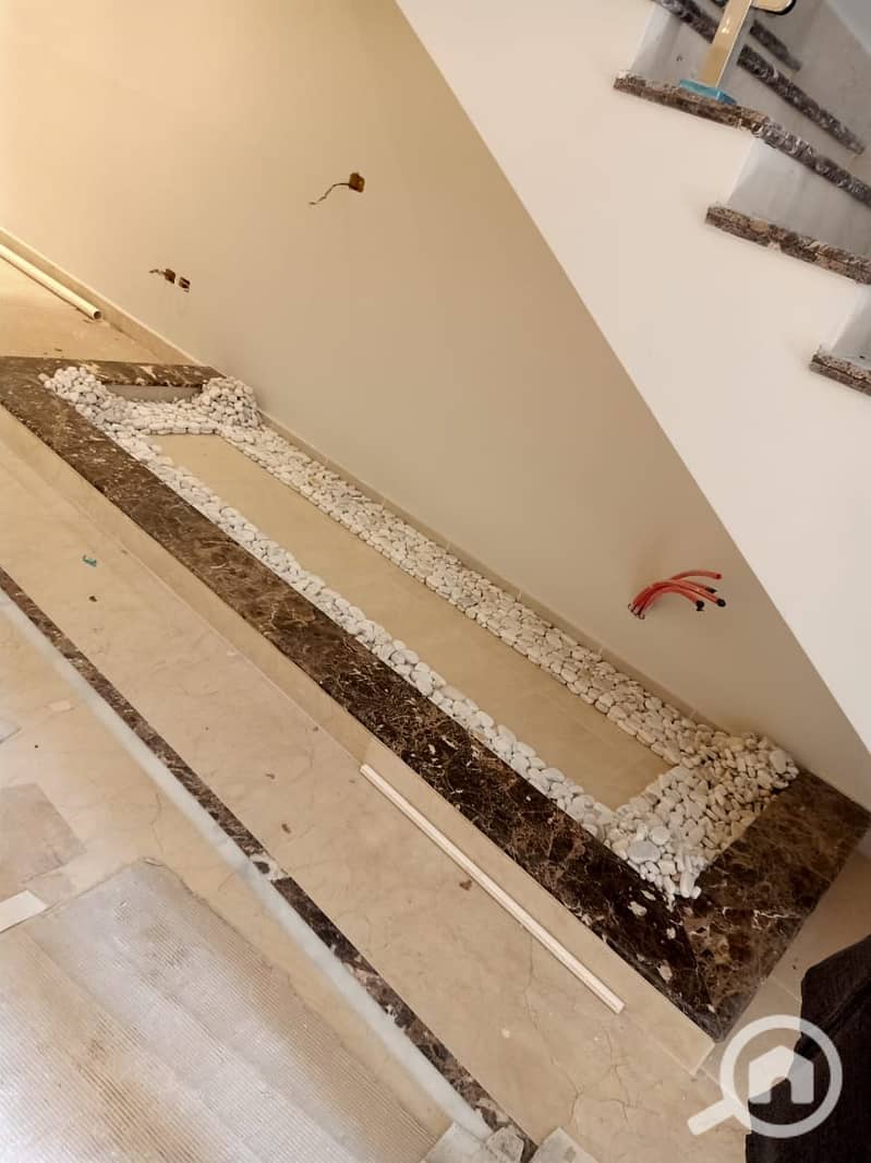 17 e9ba6f7c-6c85-47f1-8065-fb2b80fdb5b0. jpeg