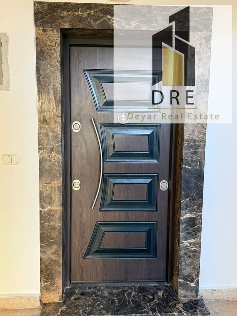 10 4fb3518c-7e45-4e8e-b4f5-935b57ae6b48. jpg