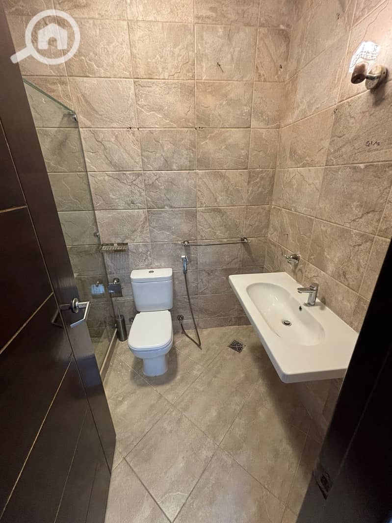 9 312006bc-eb2e-4743-8a40-ea5fcd4f1c35. jpeg