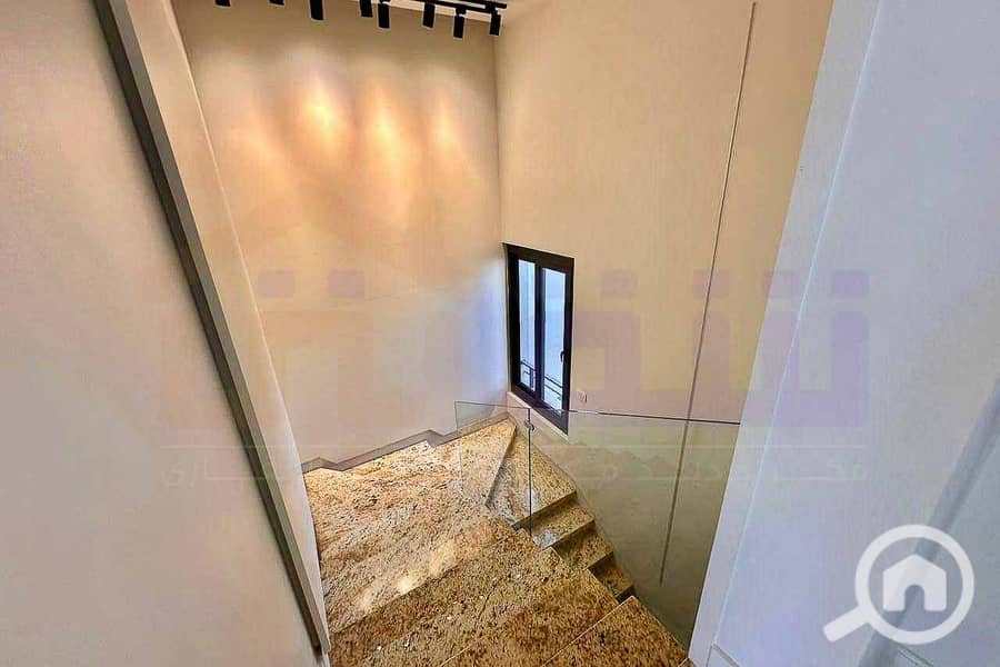 6 IMG-20251110-WA0058. jpg