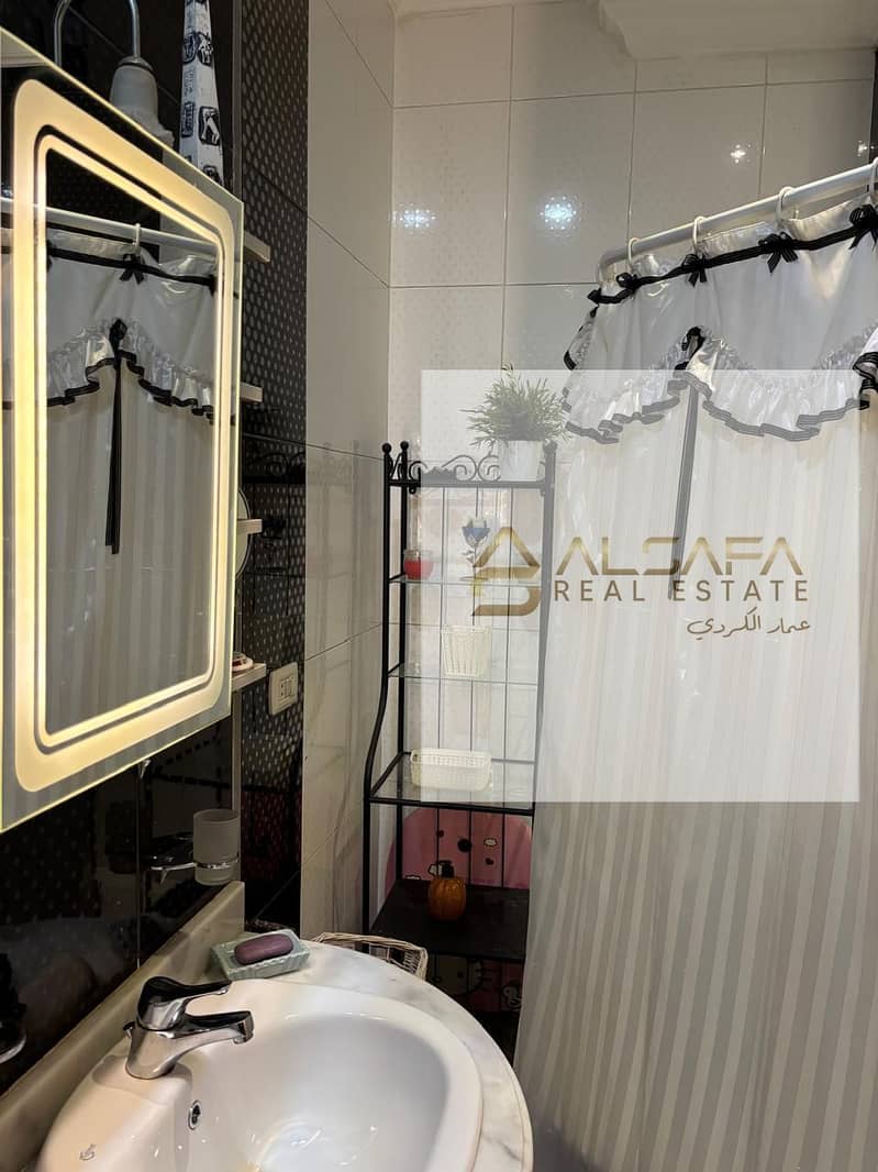 4 WhatsApp Image 2025-11-13 at 1.18. 53 PM (1). jpeg