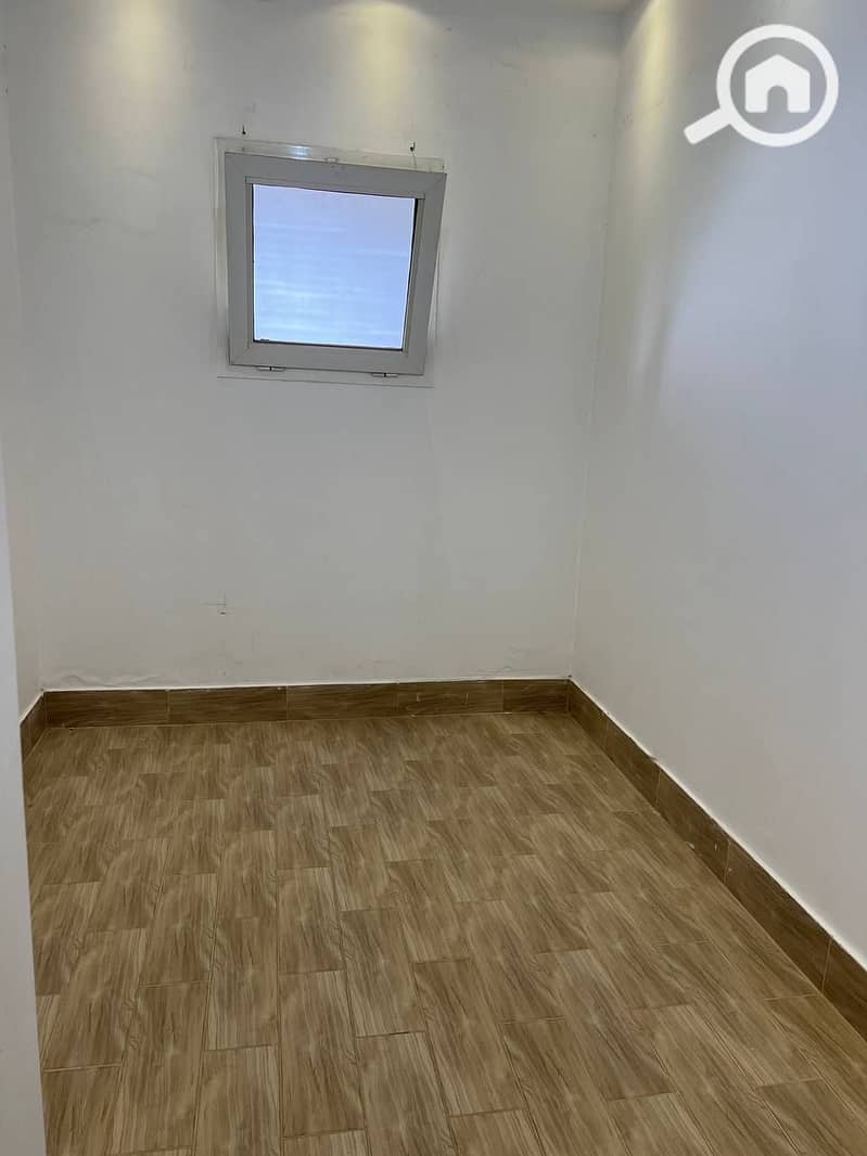 2 02bdd649-1c24-4c86-ac2b-bc85f45da29a. jpg