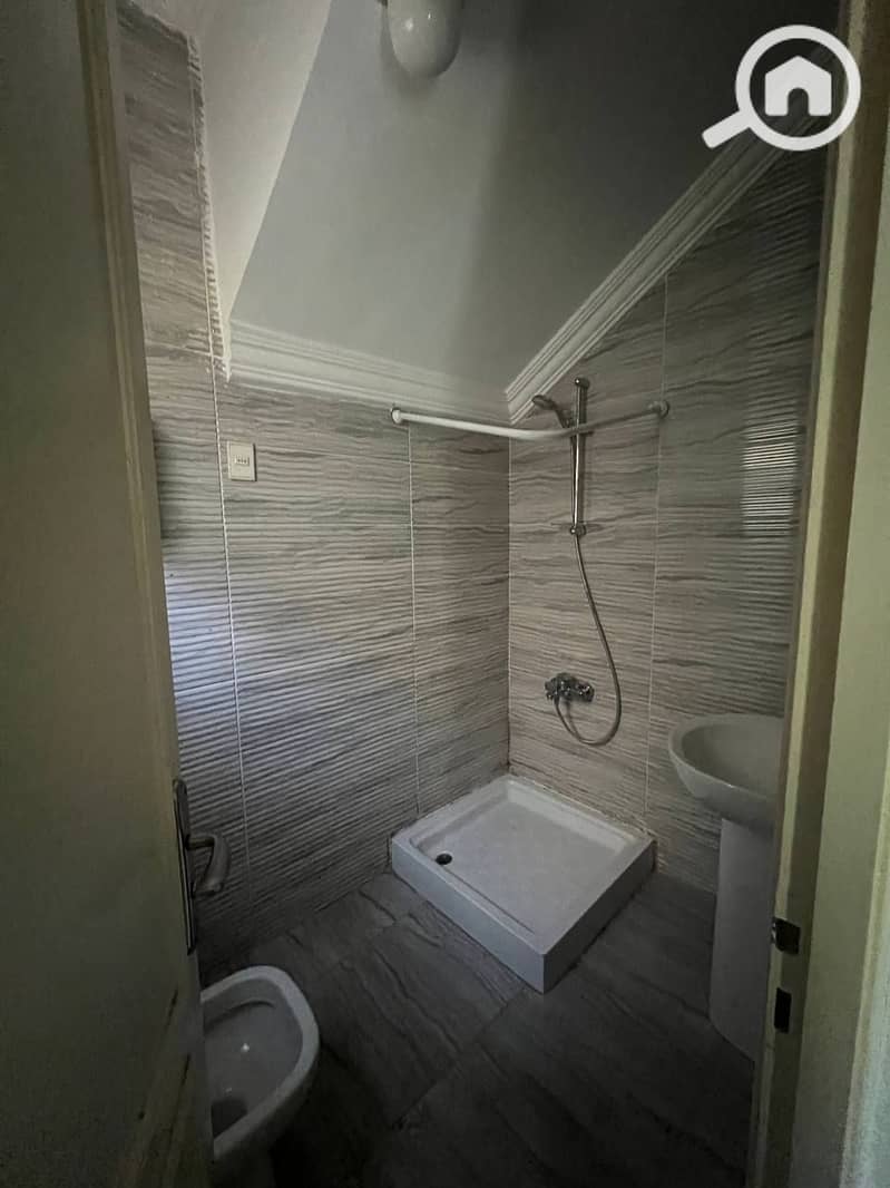 7 73d9774e-ea40-4402-ab74-65aa05c3cb80. jpg