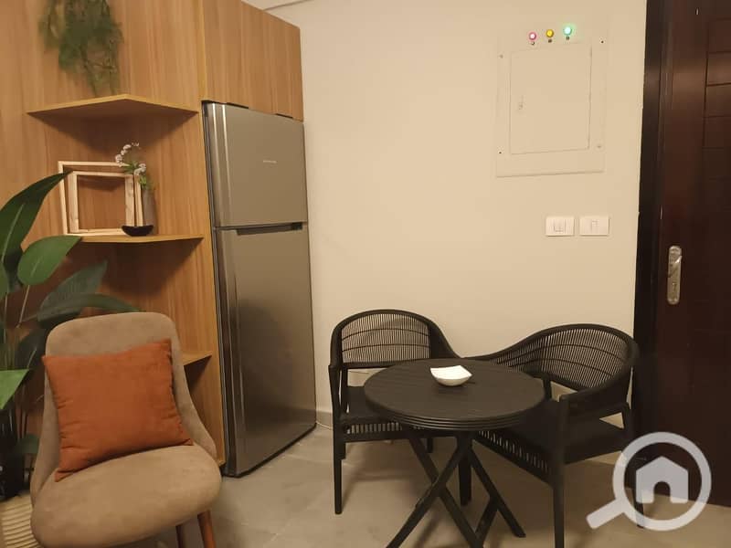 3 3eb6dfc2-d4b3-49b2-ba04-7ffd8544281b. jpg