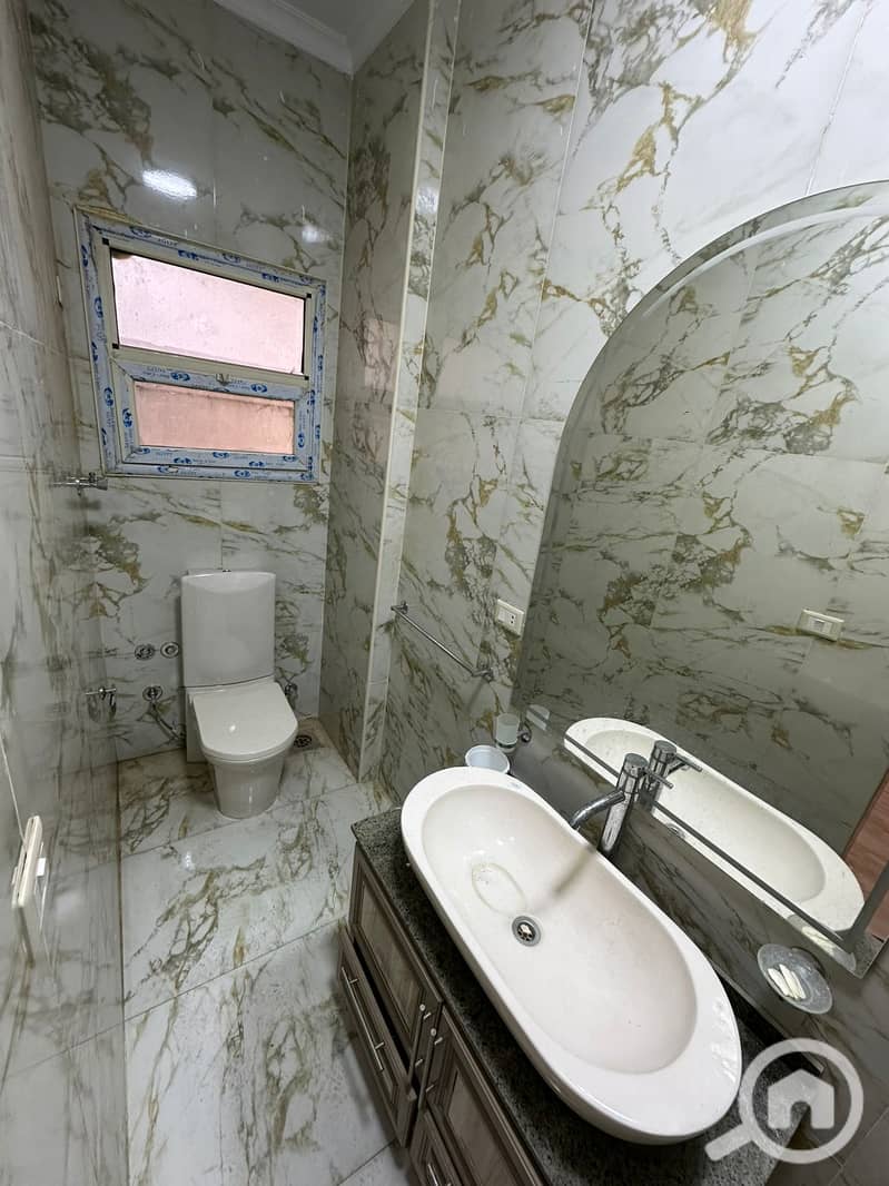 6 WhatsApp Image 2025-11-11 at 1.06. 43 PM (2). jpeg