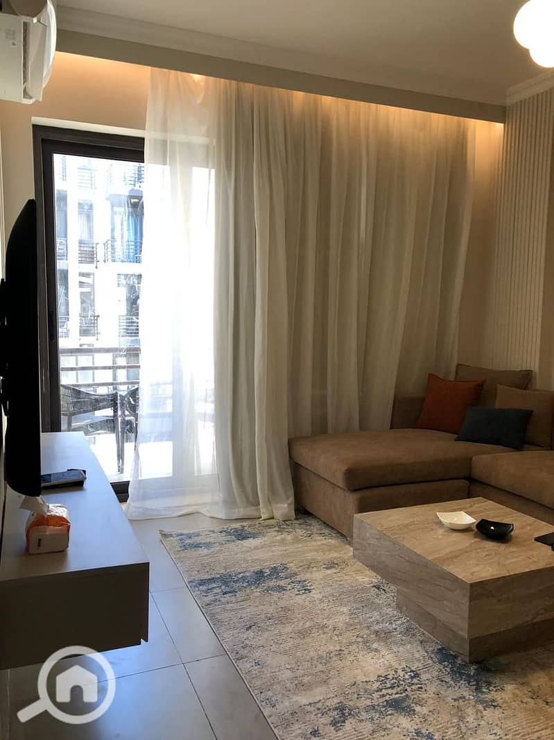 12 e8d089d5-9d5a-4ee6-a7b3-107a6bdd2938. jpg