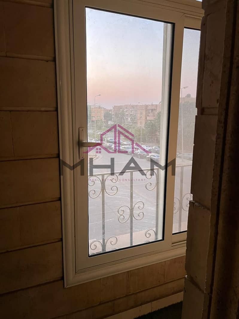 7 photo_5812023945262205816_y. jpg