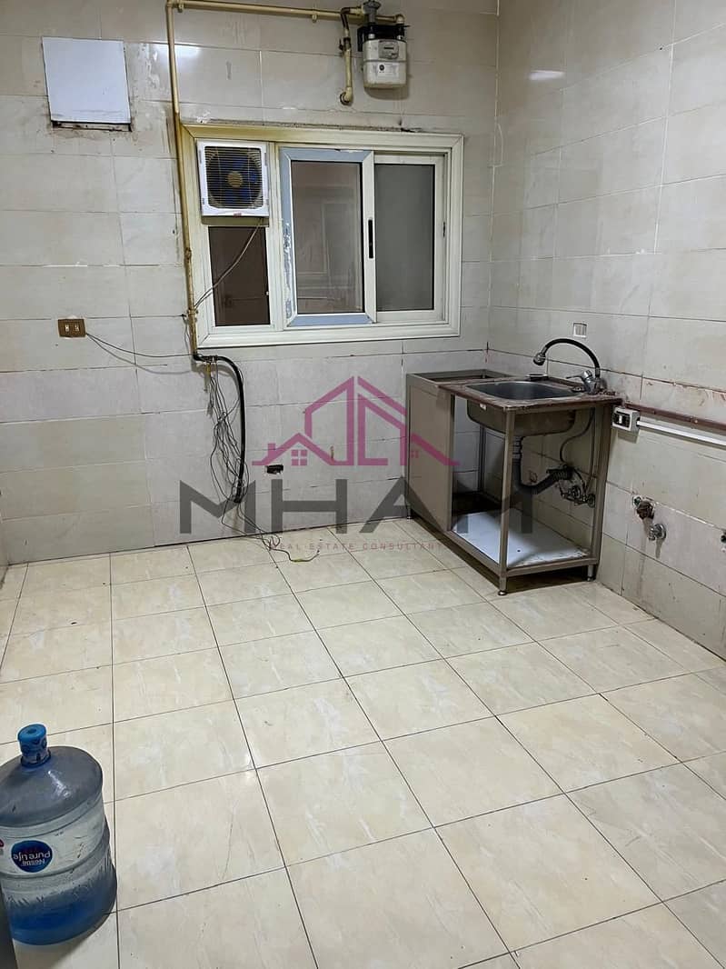 12 photo_5812023945262205821_y. jpg