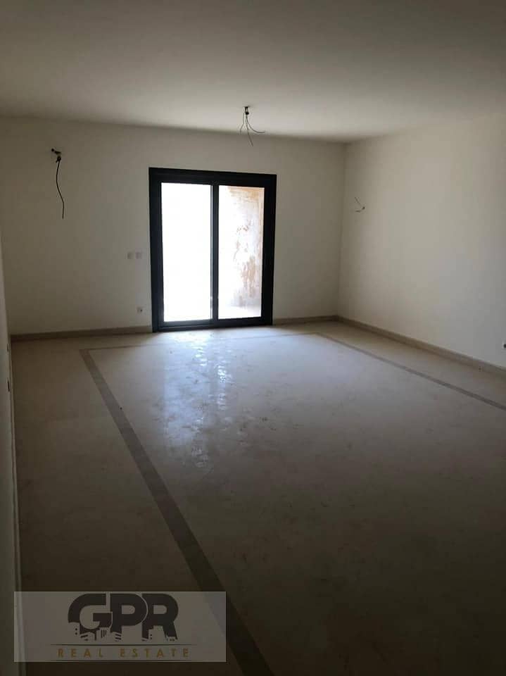 8 204111387_1693435814179622_8889030961341052924_n. jpg