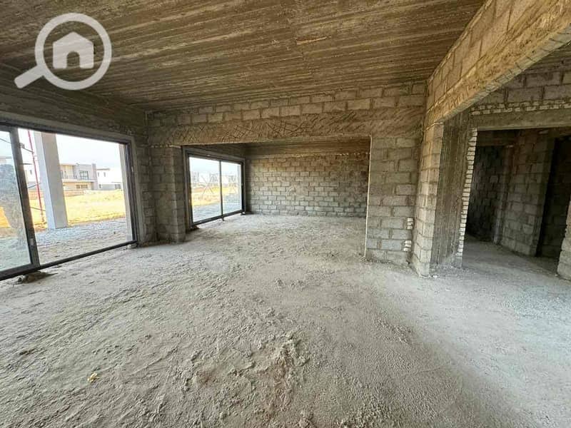 9 7386b54d-143f-48f0-a52a-d3b75ef3f823. jpg