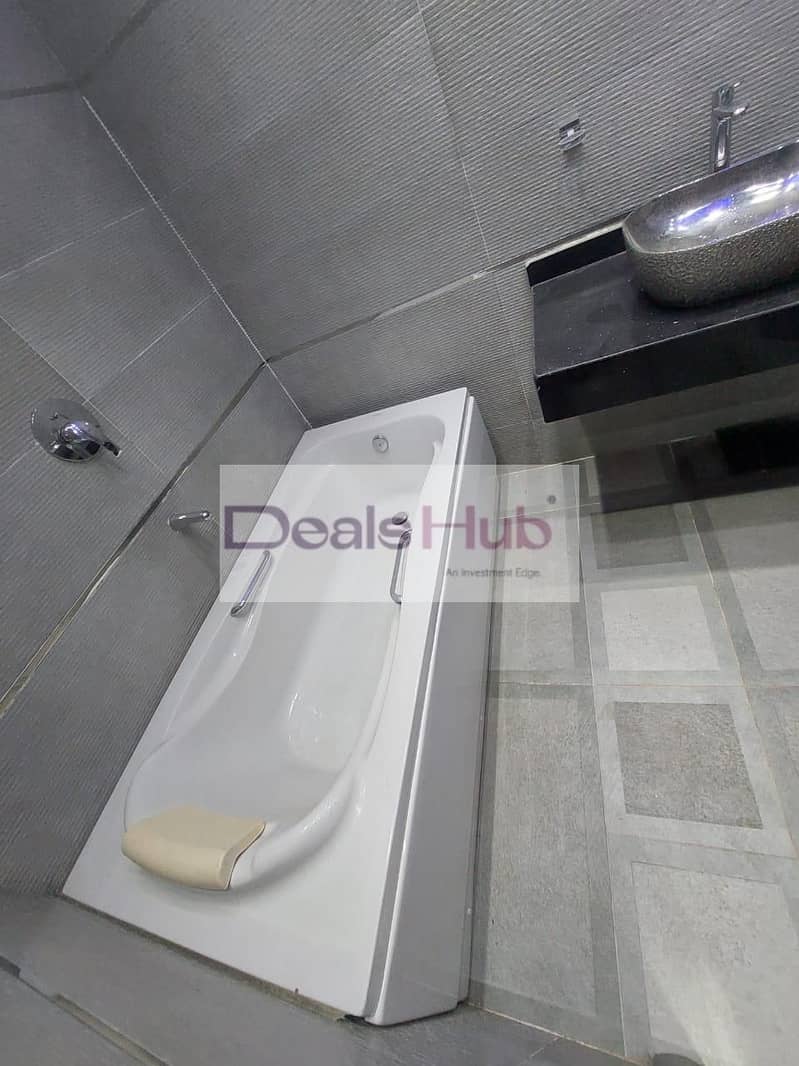 11 WhatsApp Image 2025-11-12 at 5.53. 15 PM (3). jpeg