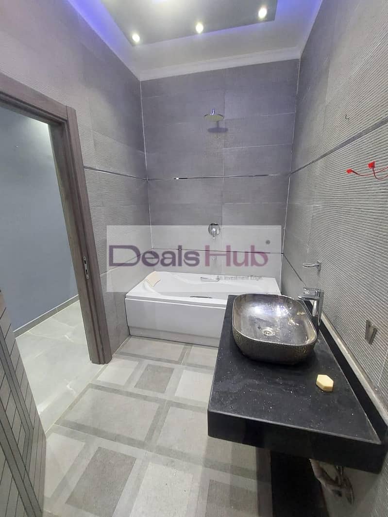 13 WhatsApp Image 2025-11-12 at 5.53. 15 PM (1). jpeg