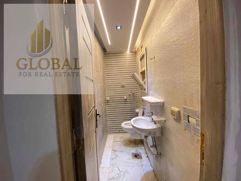 2 83d5dab9-d7bd-40b5-be2e-e1c05aba5706. jpg