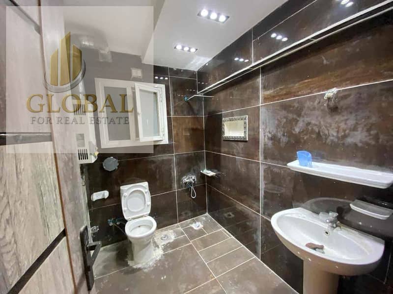 3 2b42b790-ce4f-499d-b36e-112f760bcfda. jpg