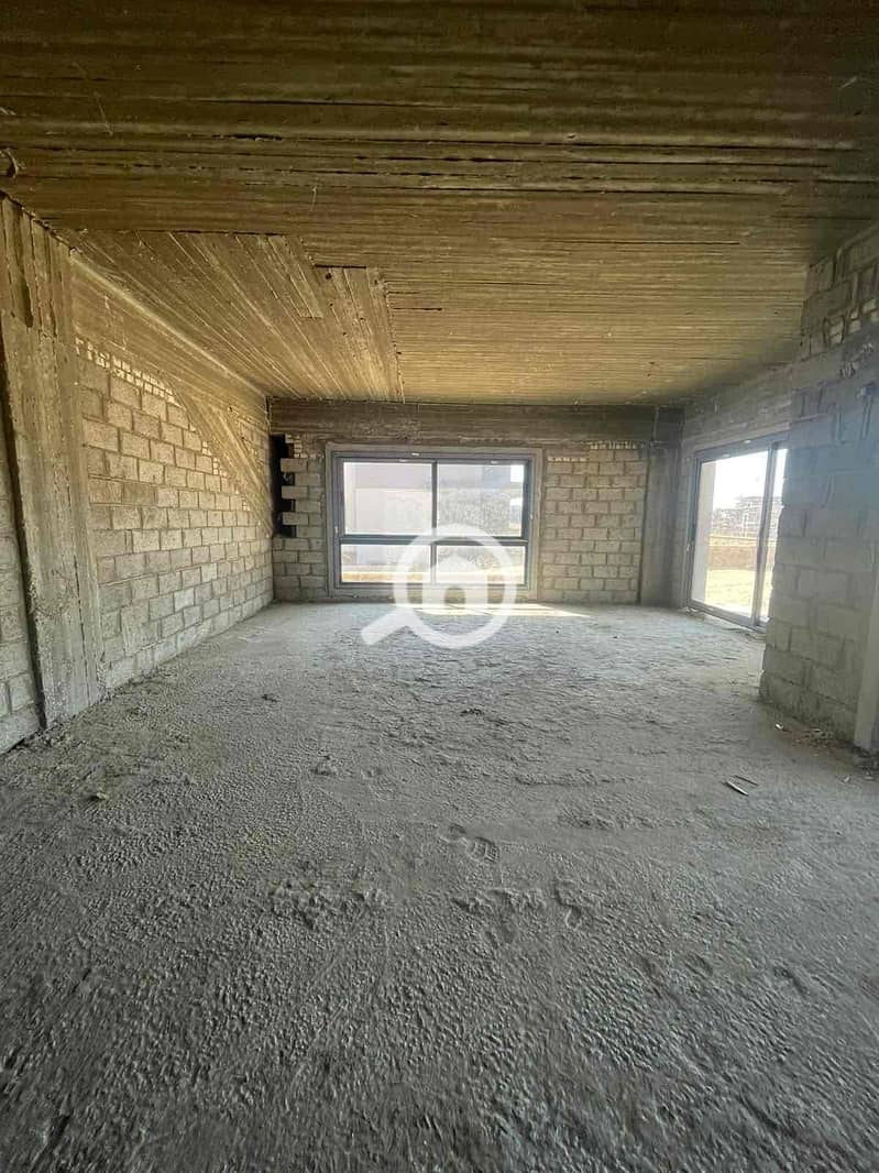 2 3ccda65b-b7a5-4d43-830d-1d763110160b. jpg