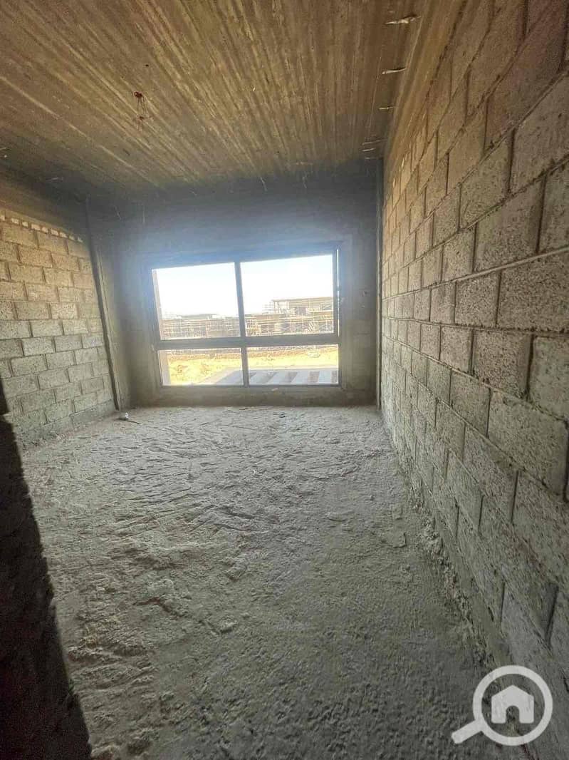 6 c59b43f6-b867-4b4f-b37f-f43b3a15ef5b. jpg