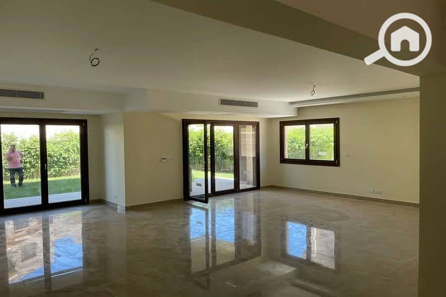 8 FB_IMG_1740050617832_900x600. jpg