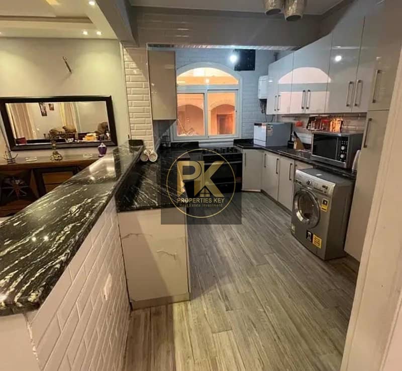 5 6a1bfc9a-827a-40f0-a182-dad811e8b830. jpg