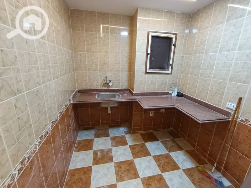 7 a9cc9866-5ec4-4eb3-85bc-1cdc45a7117b. jpeg