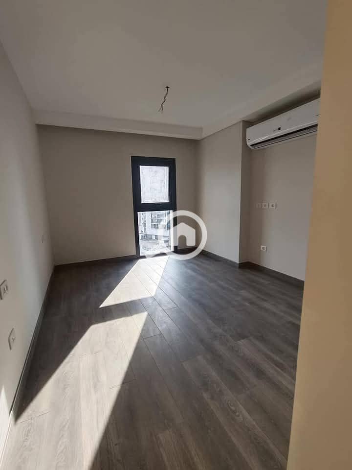 5 FB_IMG_1739268572292. jpg