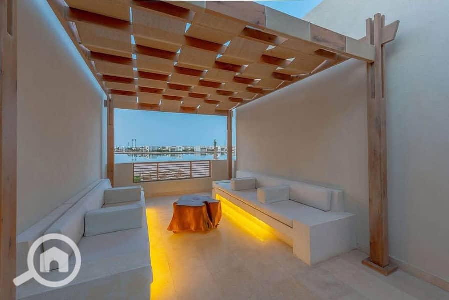 8 557788795_122245241822079718_7077431309730979221_n. jpg