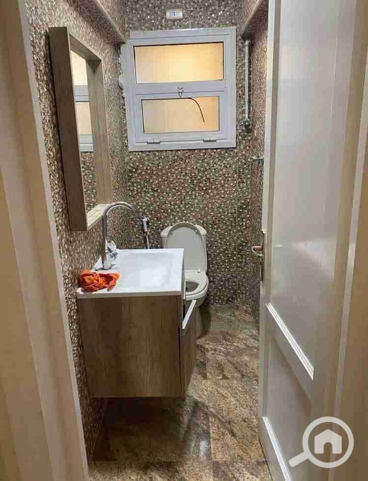 3 FB_IMG_1763032240344. jpg