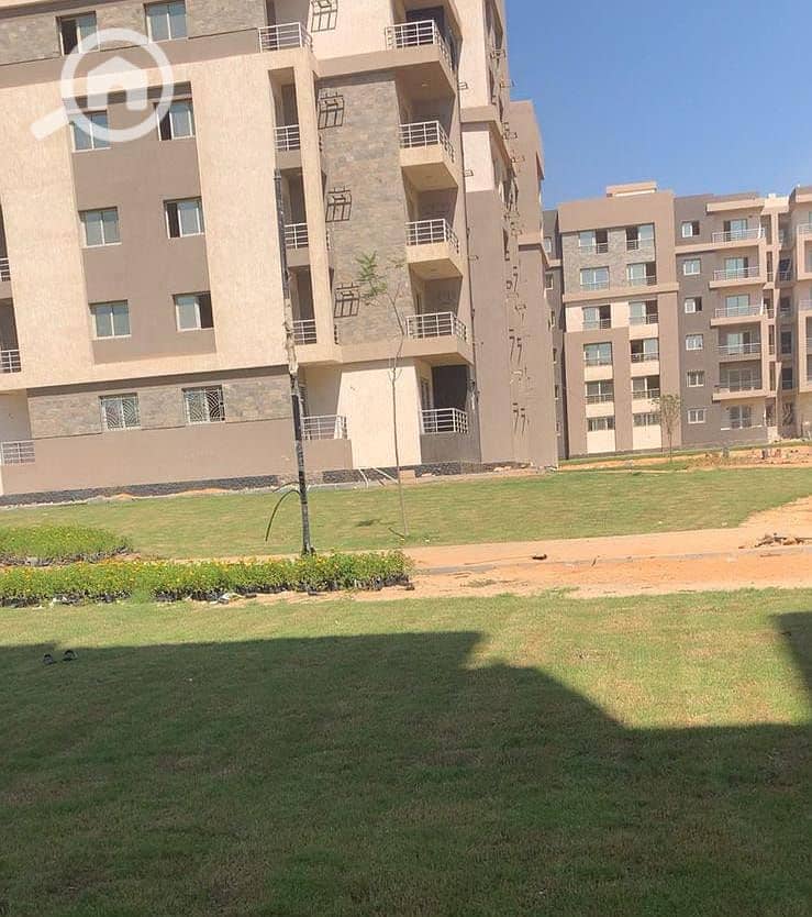 2 a7ee0f97-907b-4210-becf-6c7bdf4fbcb0. jpg