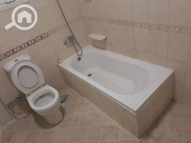 14 5e6c2d28-3a61-4853-8a81-38e8d7303980. jpg