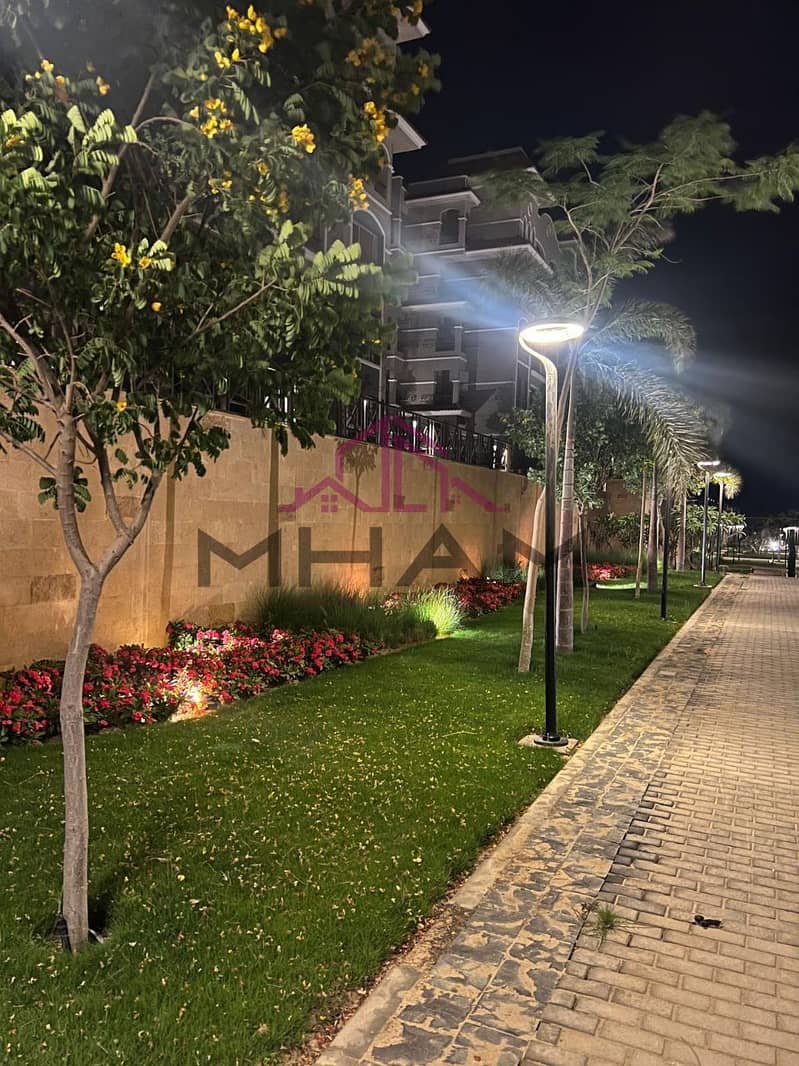 9 photo_5814222049394756373_y. jpg