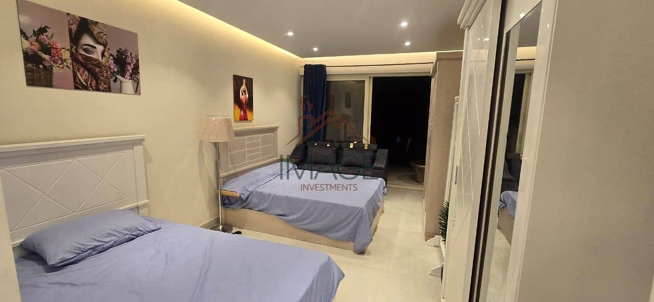 2 WhatsApp Image 2025-11-13 at 13.30. 58_43fbe8e6. jpg