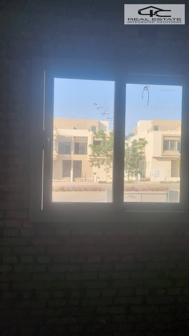 4 WhatsApp Image 2025-10-27 at 1.25. 15 PM (11). jpeg