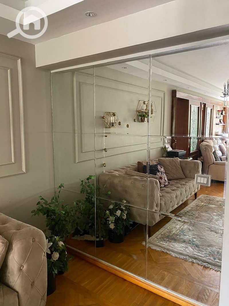 4 74380b4f-7d0d-4127-8d5e-e3b19a3a6725. jpg