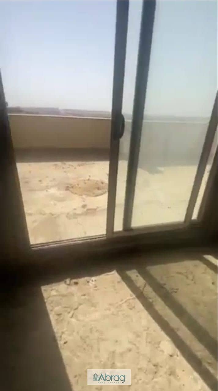 9 54dc4084-7544-4d18-b98a-2e77b676c0fe. jpeg