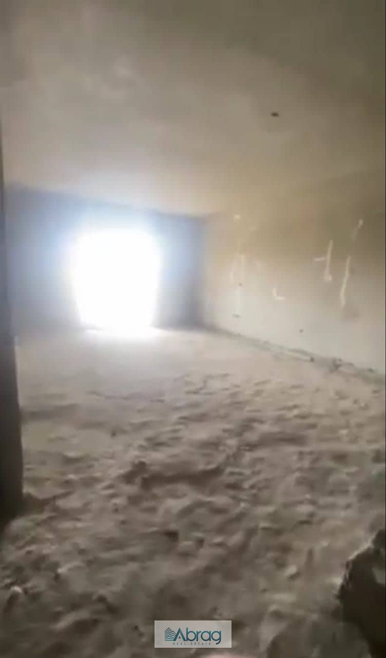 13 e8efd027-9031-4b4b-8c6f-02a8e68df375. jpeg