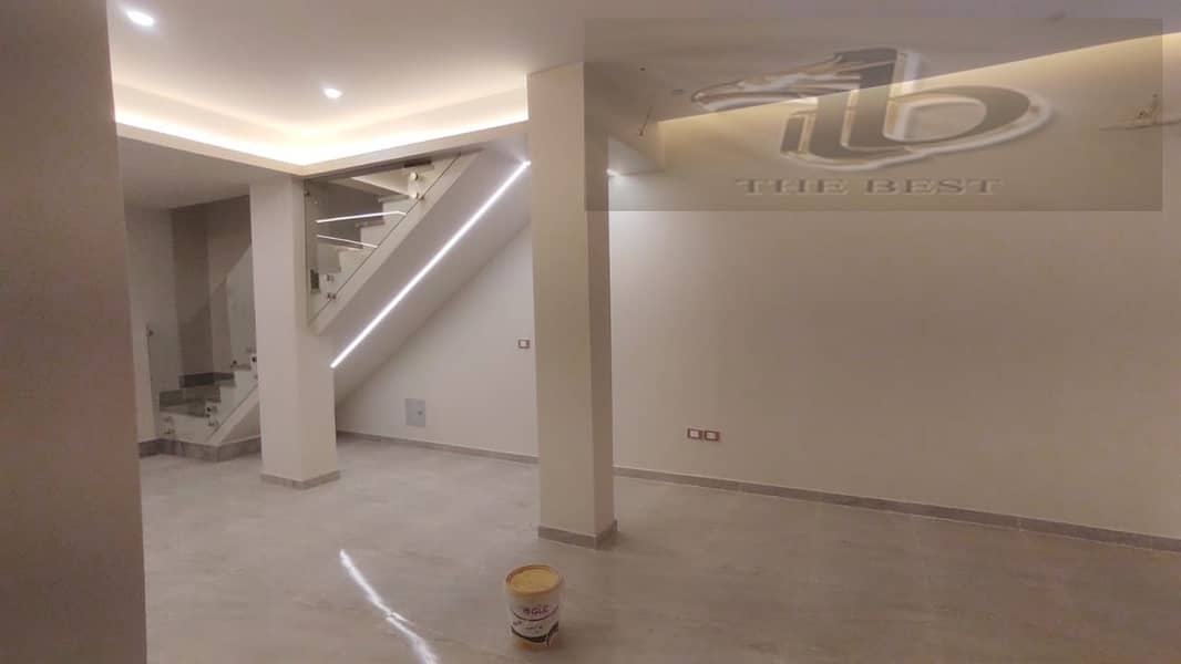 11 WhatsApp Image 2025-11-13 at 1.45. 53 PM (1). jpeg