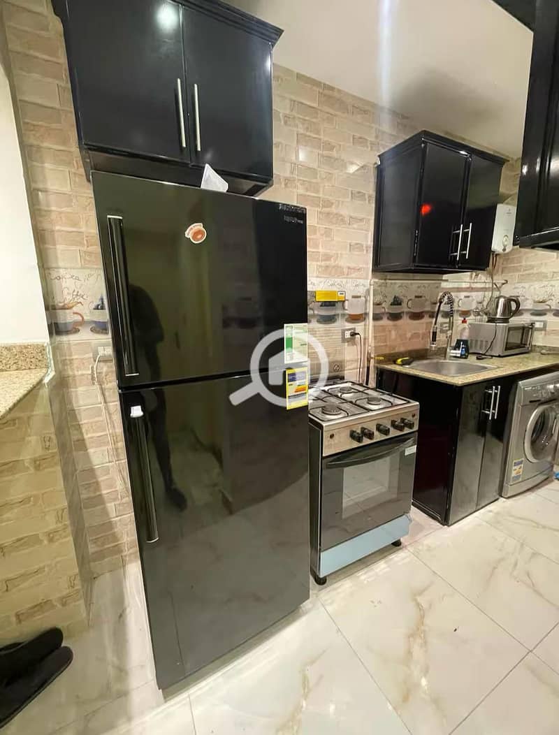 7 de8baee9-79f9-4e82-a7a9-476a02a83561. jpg