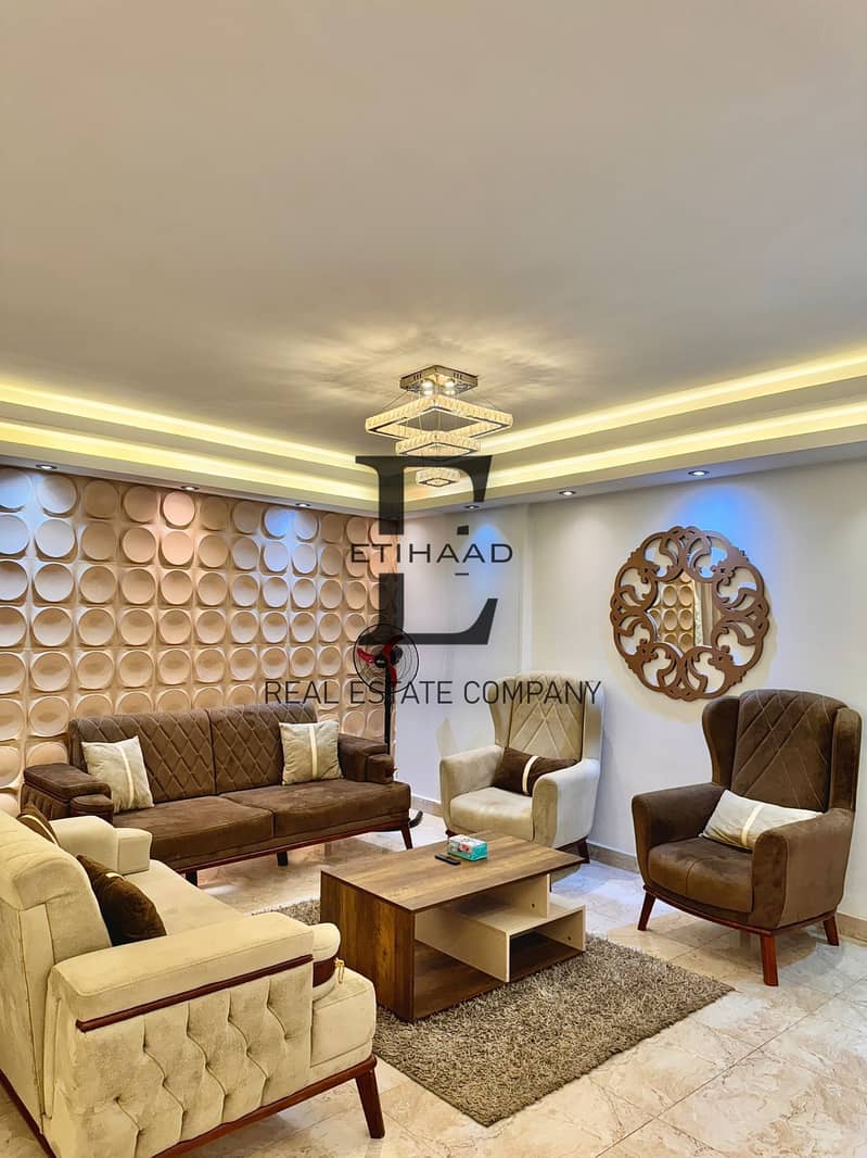 4 d639a04b-b82a-46f7-886f-a3904c549779. jpeg