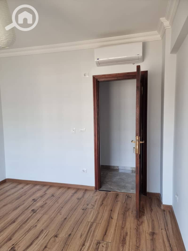 8 WhatsApp Image 2025-11-12 at 2.38. 46 PM (2). jpeg