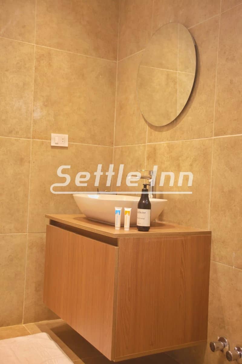 18 ec672672-2bef-4bb2-95ab-0610ed411339. jpg