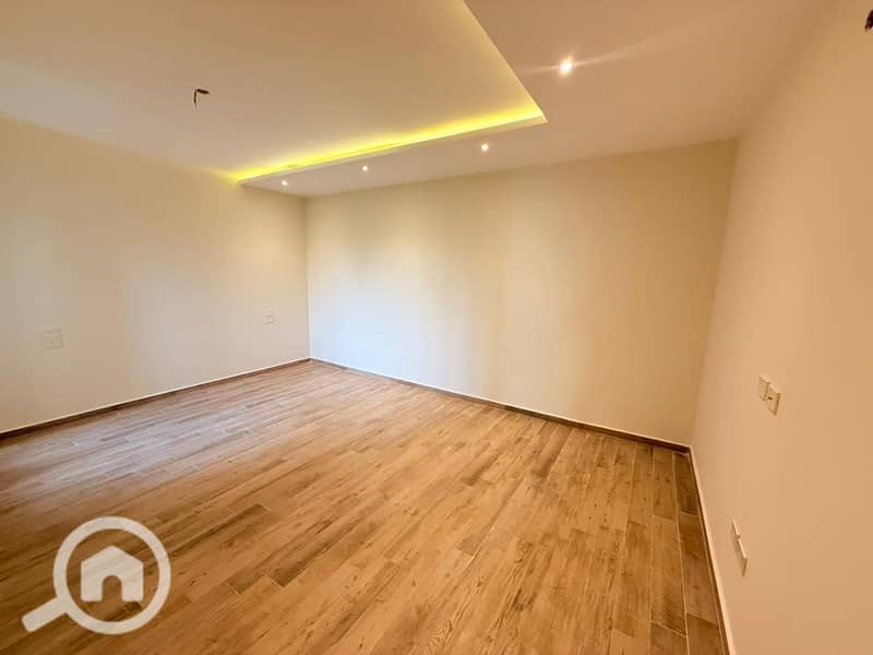 WhatsApp Image 2025-11-13 at 4.26. 54 AM (3). jpeg WhatsApp Image 2025-11-13 at 4.26. 54 AM (3). jpeg