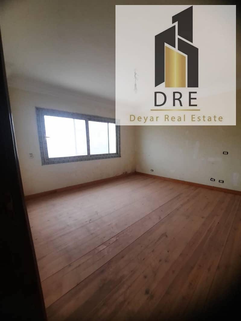 4 1a63dddf-7382-4e2f-a304-b5a6c8aa2681. jpg